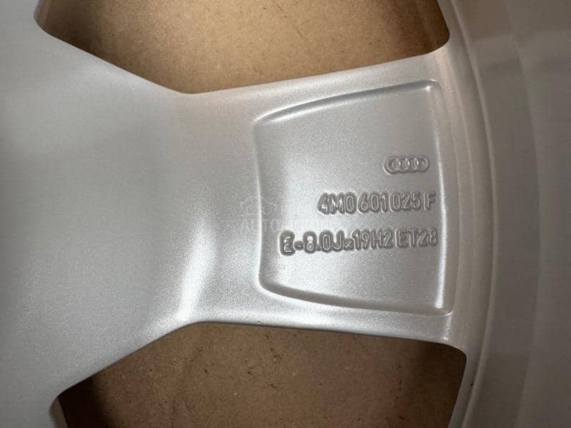 Aluminijumske felne Audi Q7 19" 5 x 112