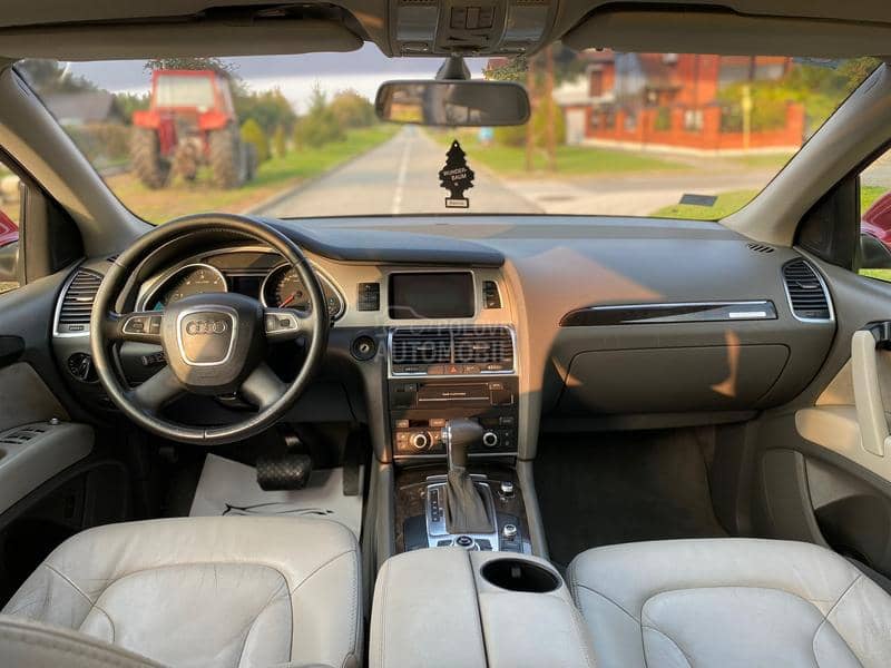 Audi Q7 3.0TDI 2xS line/Pano
