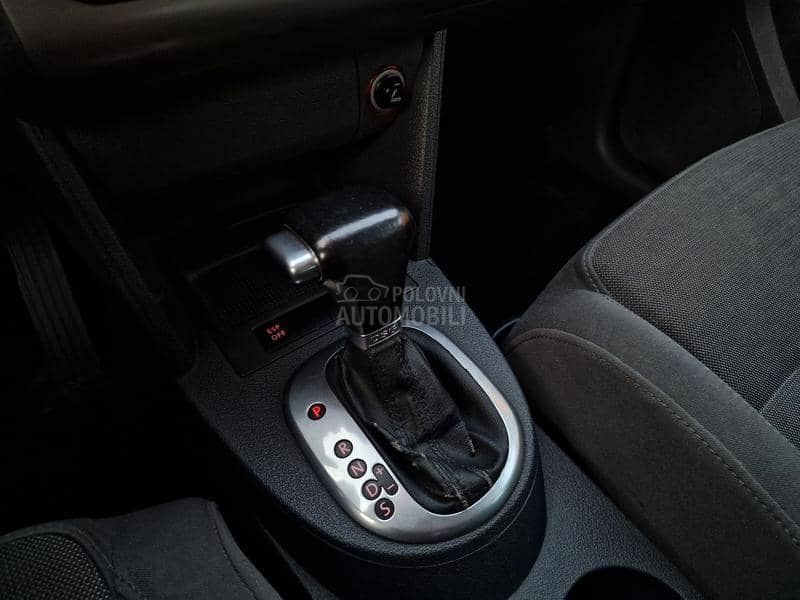 Volkswagen Touran DSG 7SEDIŠTA