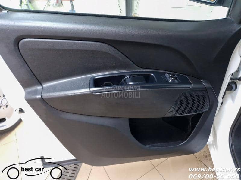 Fiat Doblo 5 Sedista N1