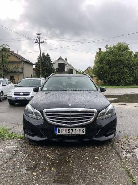 Mercedes Benz E 200 