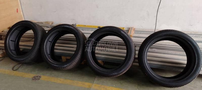 Pirelli 285/45 R22 Sve sezone