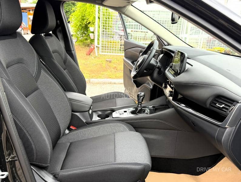 Nissan Qashqai N-CONNECTA HYBRID140