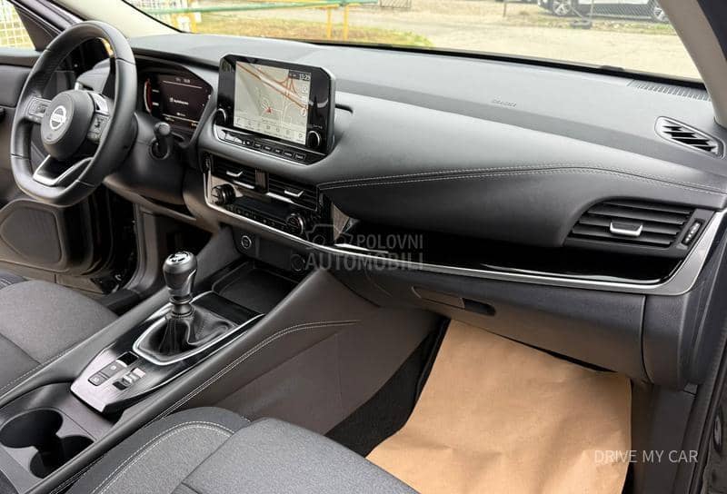 Nissan Qashqai N-CONNECTA HYBRID140