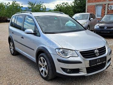Volkswagen Touran CROSS