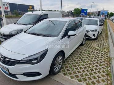 Opel Astra K ELEG. 1.2 110HP MT6