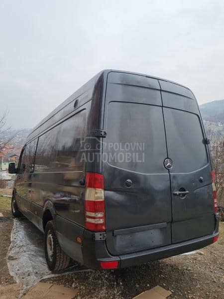 Mercedes Benz Sprinter 311