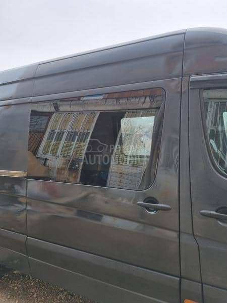 Mercedes Benz Sprinter 311