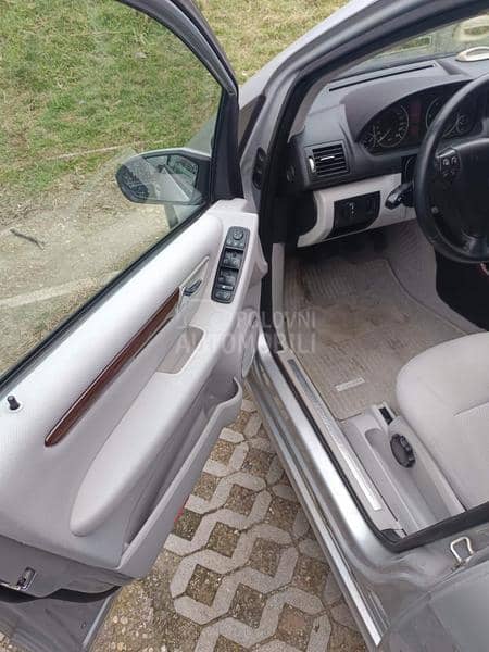 Mercedes Benz A 180 