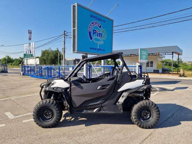 Can-Am MAVERICK TRAIL BASE 800T