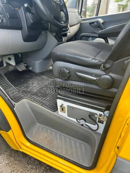 Mercedes Benz Sprinter516CDI