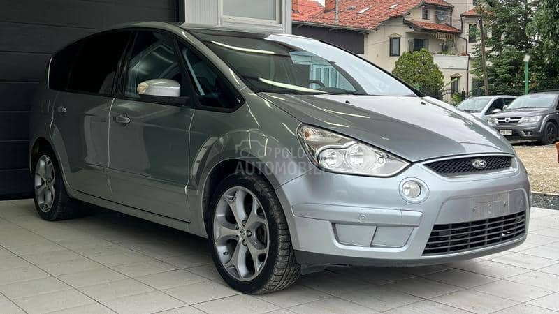 Ford S-Max 