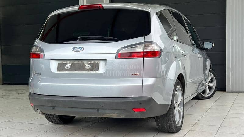 Ford S-Max 