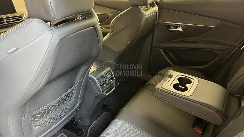 Peugeot 3008 1.6 HDI ALLURE