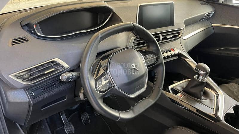 Peugeot 3008 1.6 HDI ALLURE