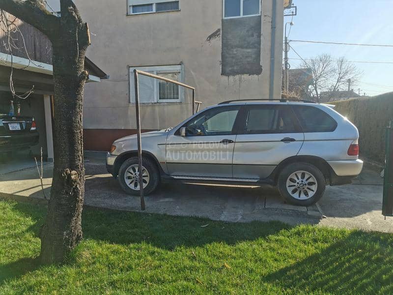 BMW X5 e53
