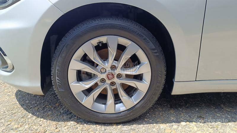 Fiat Tipo 1.4 16V LOUNGE