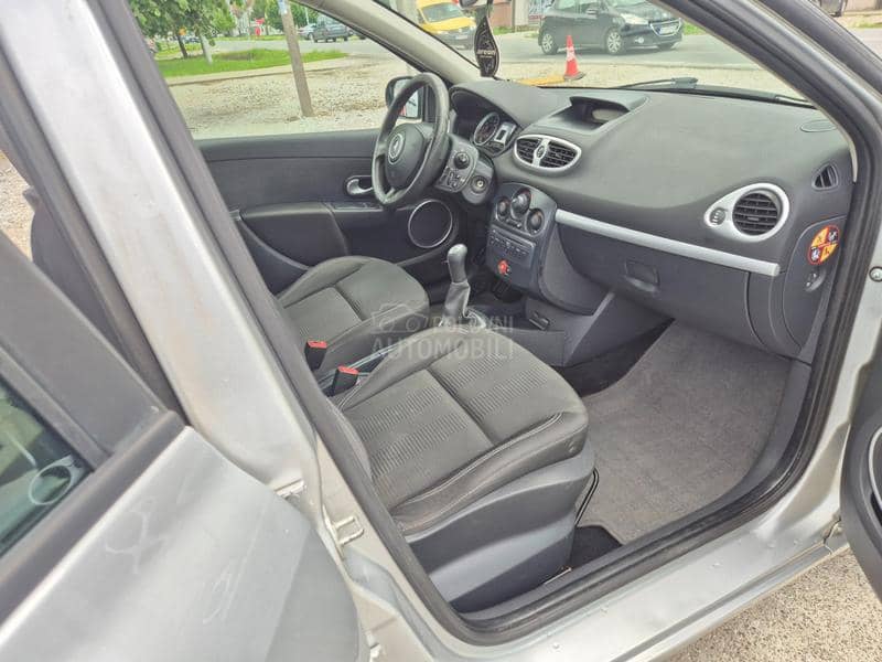 Renault Clio 1.2 b