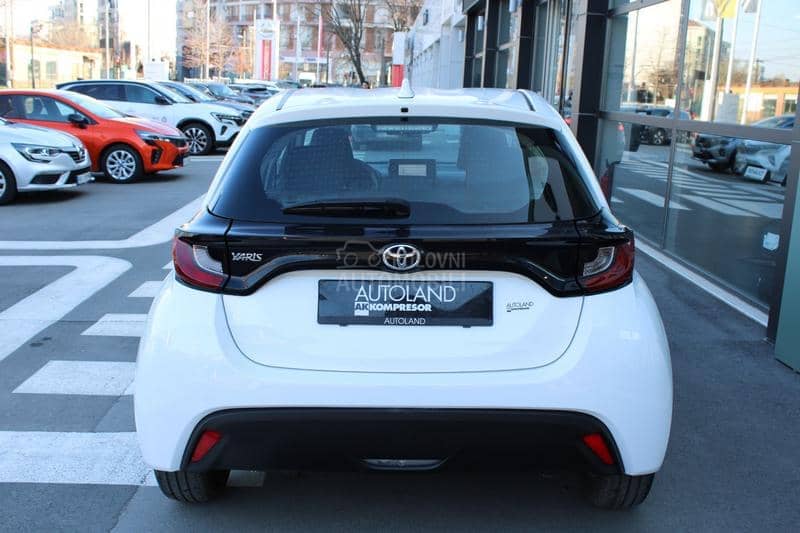 Toyota Yaris 1.0