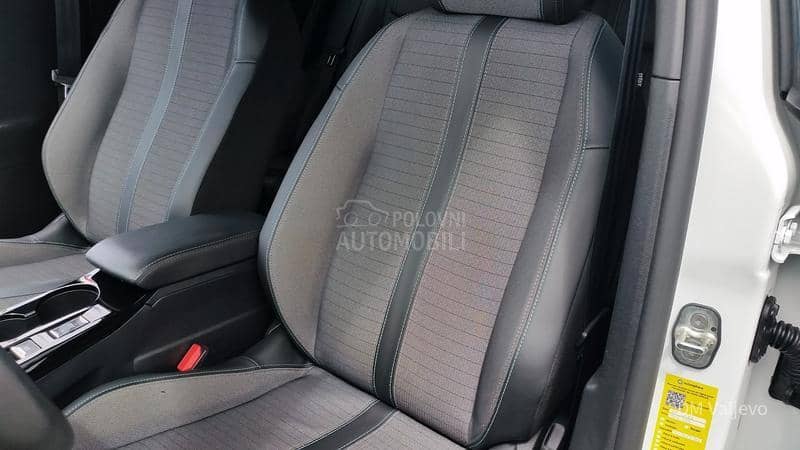 Peugeot 2008 ALLURE/RESTY/AUT/N0V