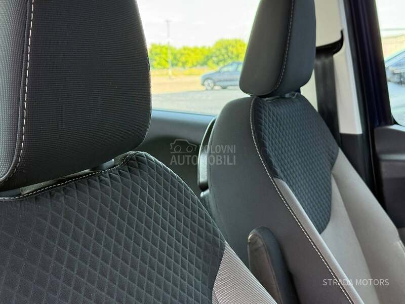 Ford Tourneo Courier 1.5 DCI ZAMEN.A