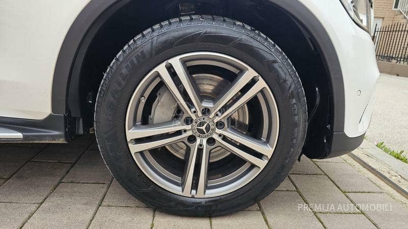 Mercedes Benz GLC 200 D 4 MATIC