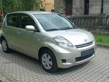 Daihatsu Sirion 13  b 4x4