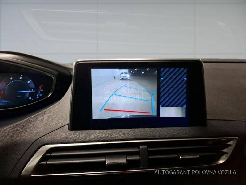 Peugeot 3008 1.5 HDI ALLURE