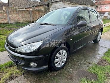 Peugeot 206 2001 - 2013. god. -  kompletan auto u delovima