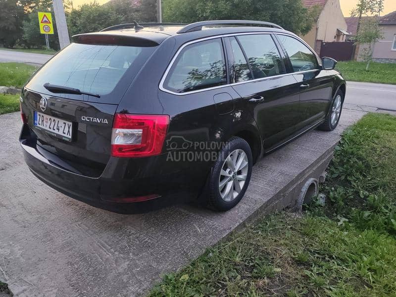 Škoda Octavia 2.0TDI DSG STYLE