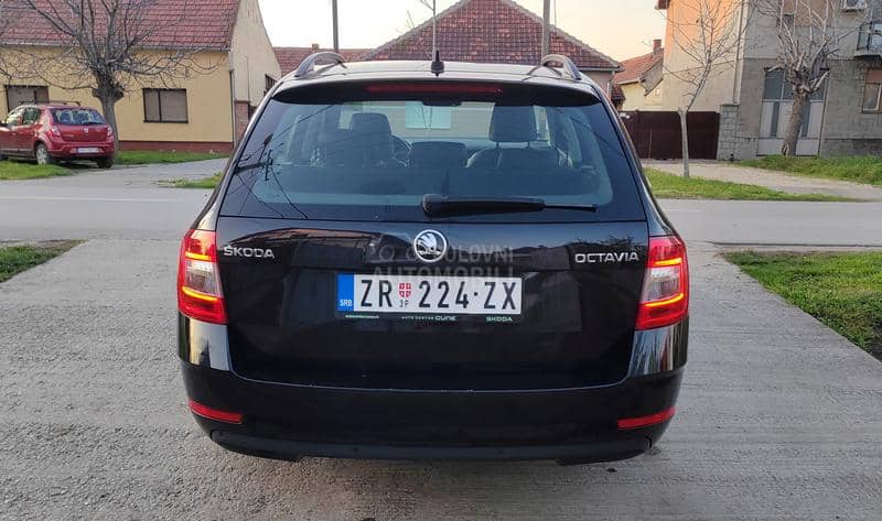 Škoda Octavia 2.0TDI DSG STYLE