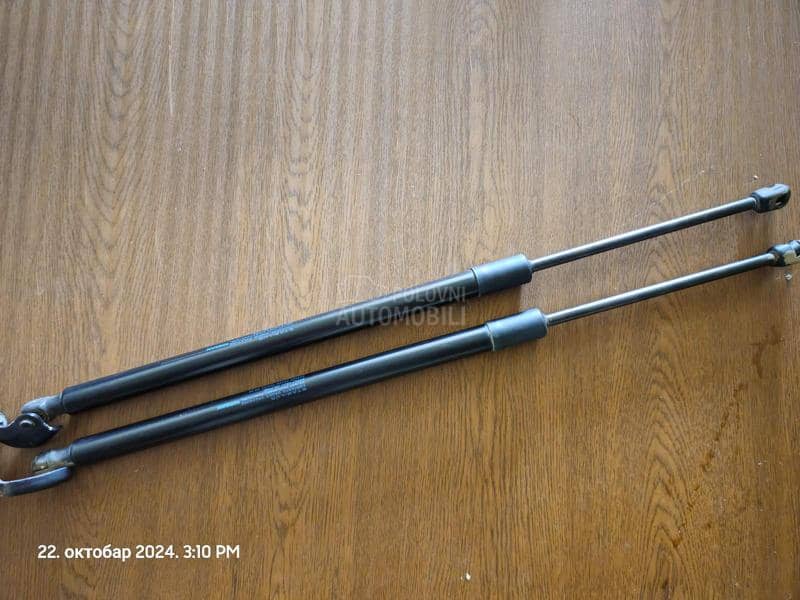 Amortizer haube i gepeka