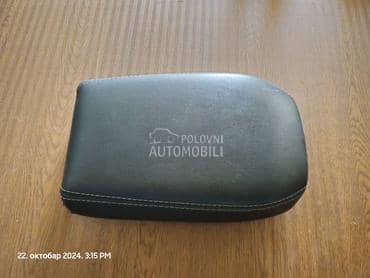 Naslon za ruke, rukohvat za Nissan Qashqai od 2021. do 2024. god.