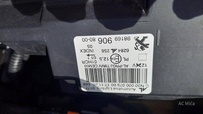 Peugeot 308 1.5 BLU NAV LED KAM