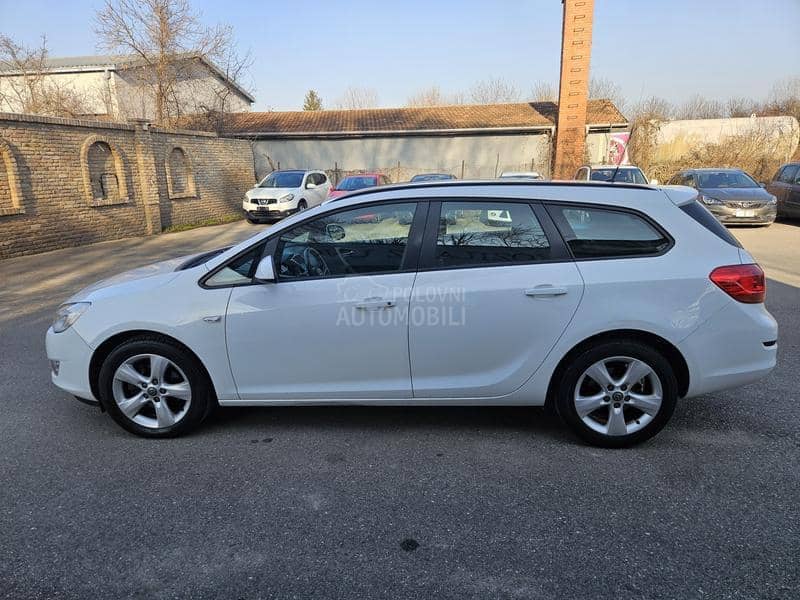 Opel Astra J K A O  N O V A