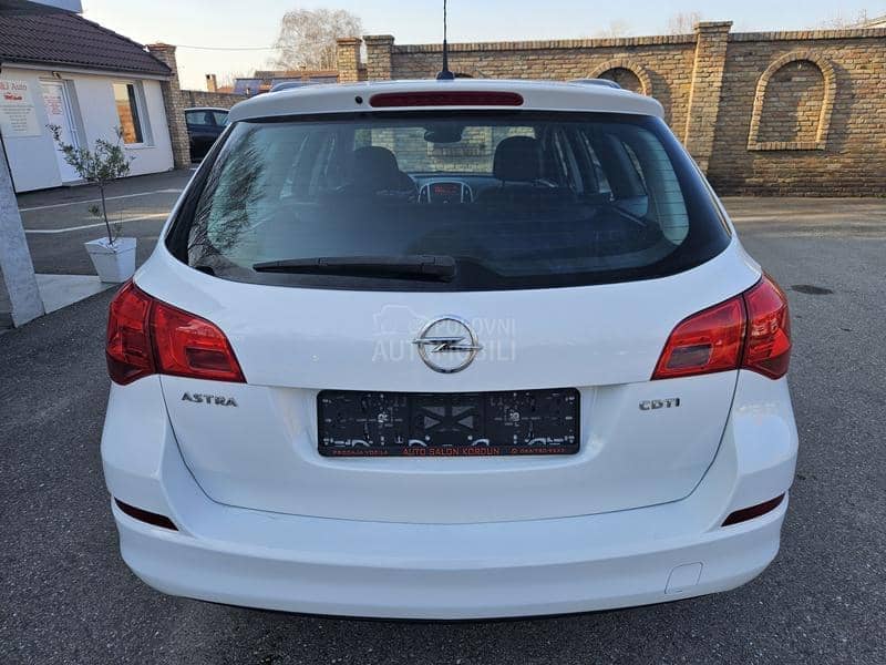 Opel Astra J K A O  N O V A