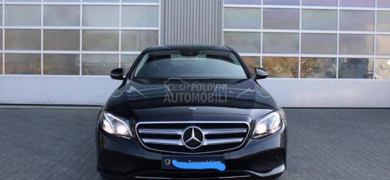 Mercedes Benz E 200 AVANTGARDE