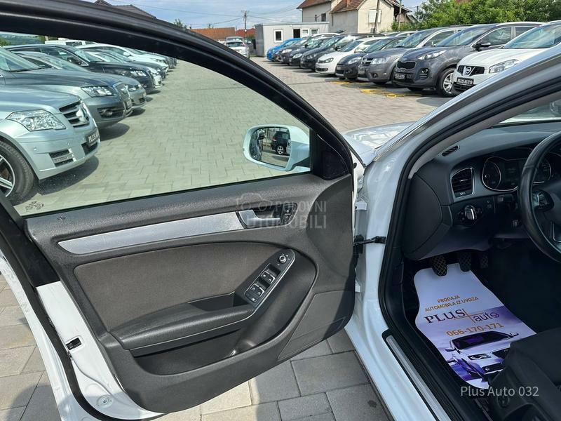 Audi A4 S-line/NAV/NOV