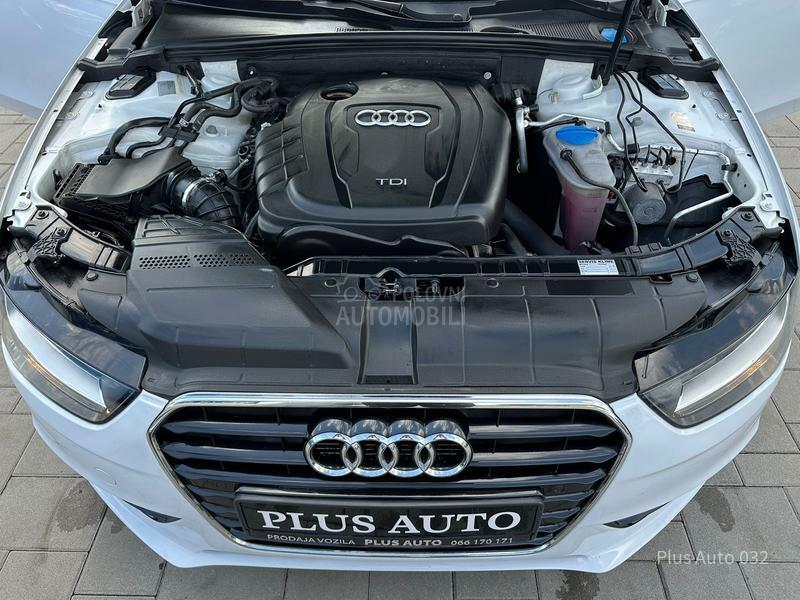 Audi A4 S-line/NAV/NOV