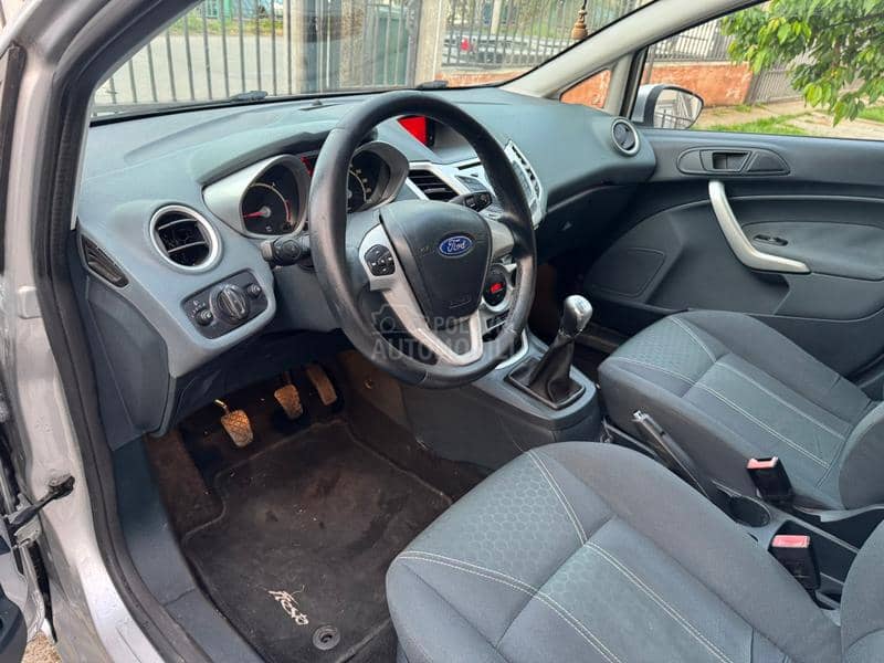 Ford Fiesta 1.4 TdCi TITANIUM