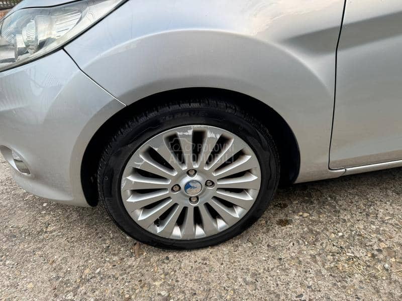 Ford Fiesta 1.4 TdCi TITANIUM