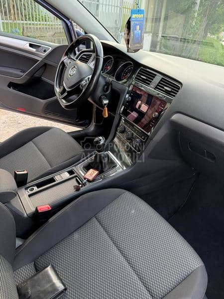 Volkswagen Golf 7 1.0 TSI