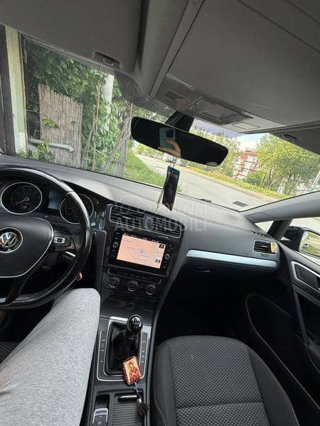 Volkswagen Golf 7 1.0 TSI