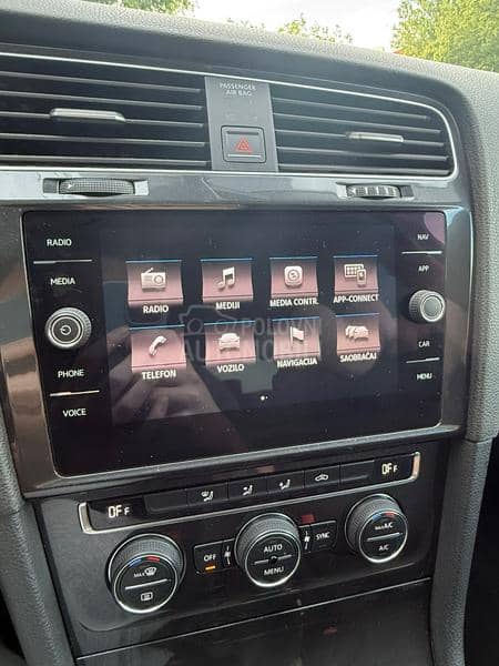 Volkswagen Golf 7 1.0 TSI