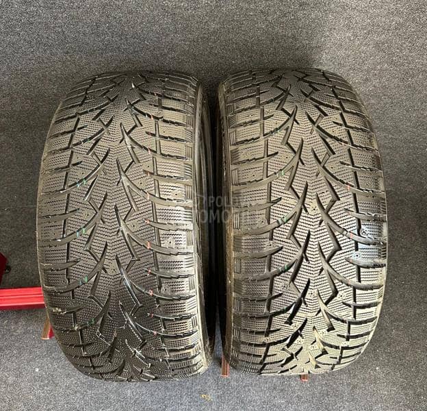 Toyo 275/40 R20 Zimska