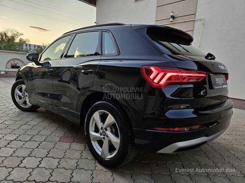 Audi Q3 2.0TDi BlackE Matrix