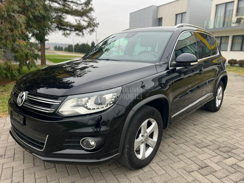 Volkswagen Tiguan 2.0 TSI R LINE