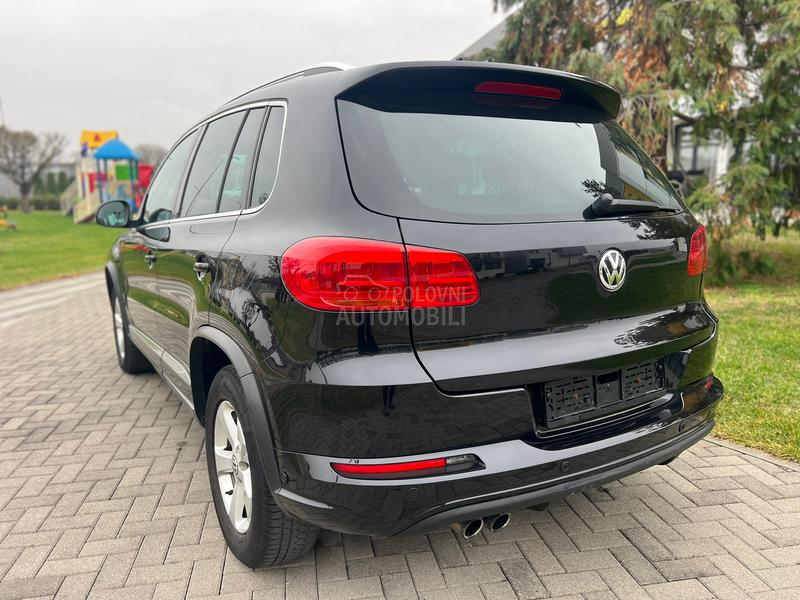 Volkswagen Tiguan 2.0 TSI R LINE