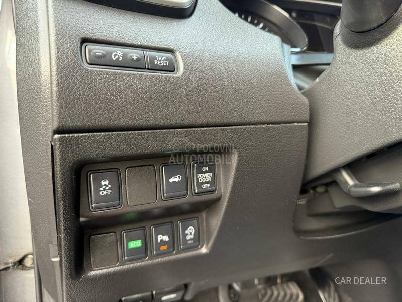 Nissan X-Trail Tekna/pano/7sed