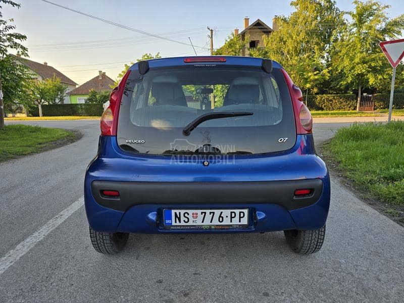 Peugeot 107 1.0 URBAN  k.l.i.m.a
